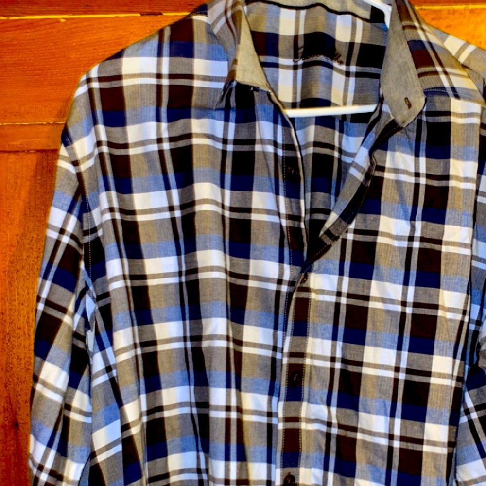 Like new condition and dry cleaned